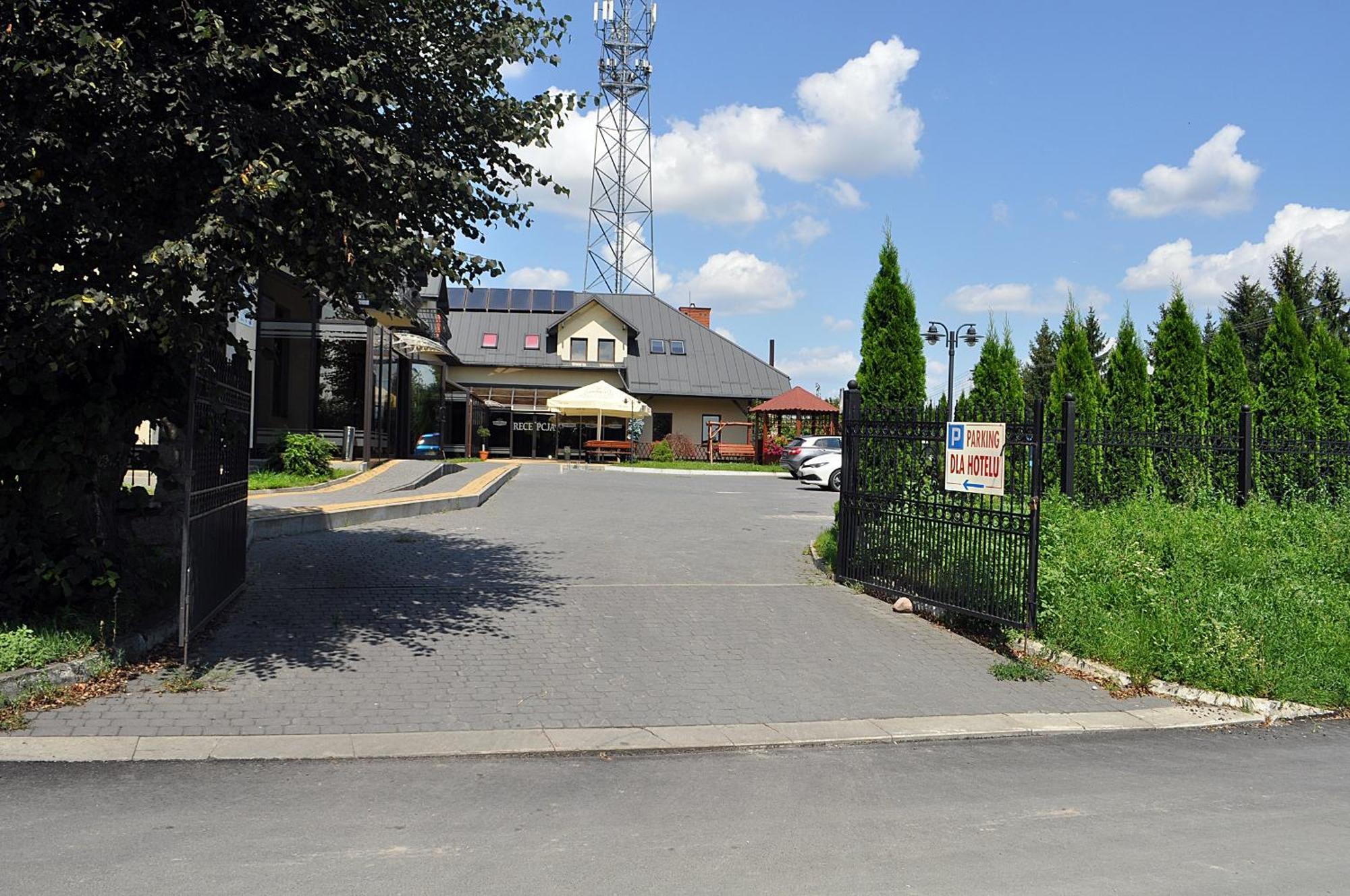 Hotel Platinum Hrubieszow Extérieur photo