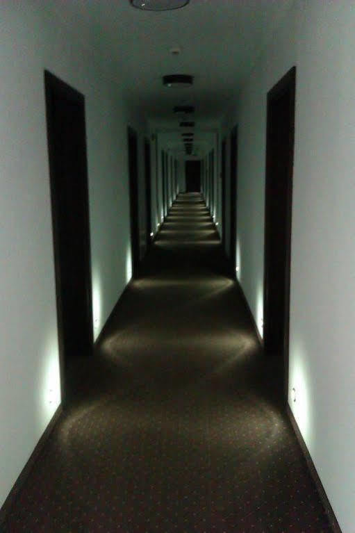 Hotel Platinum Hrubieszow Extérieur photo