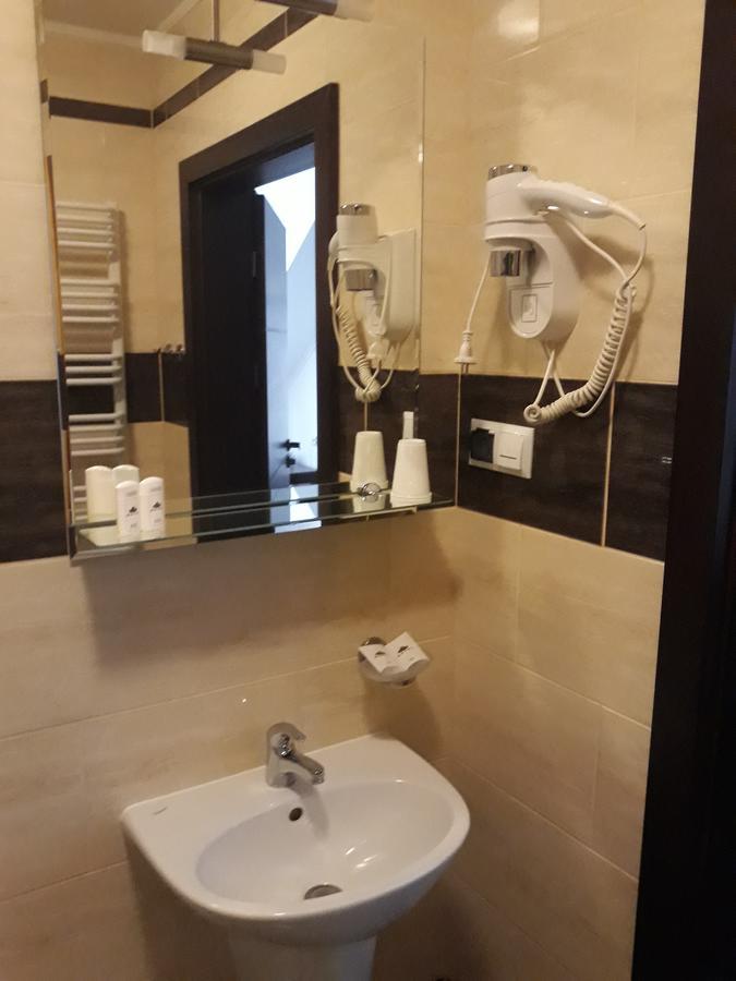 Hotel Platinum Hrubieszow Extérieur photo
