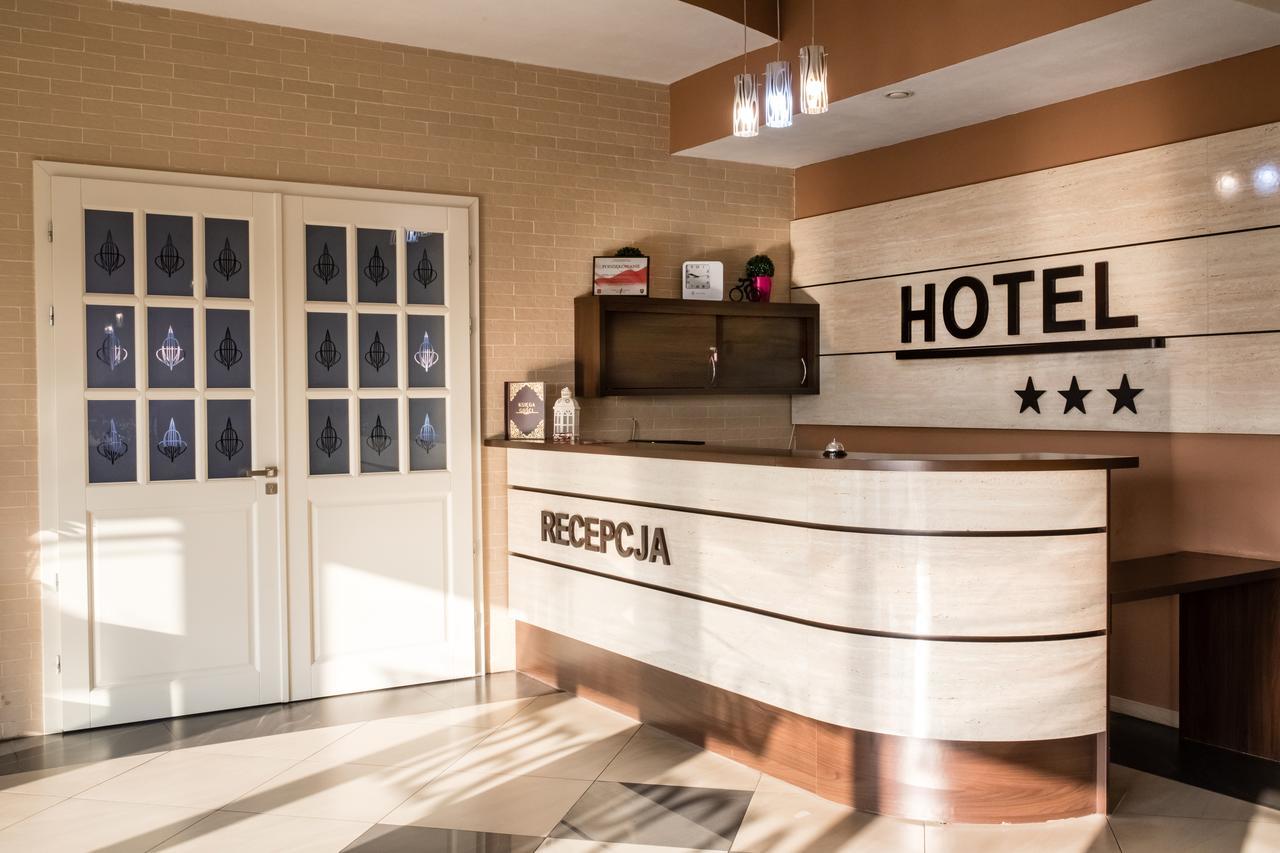Hotel Platinum Hrubieszow Extérieur photo