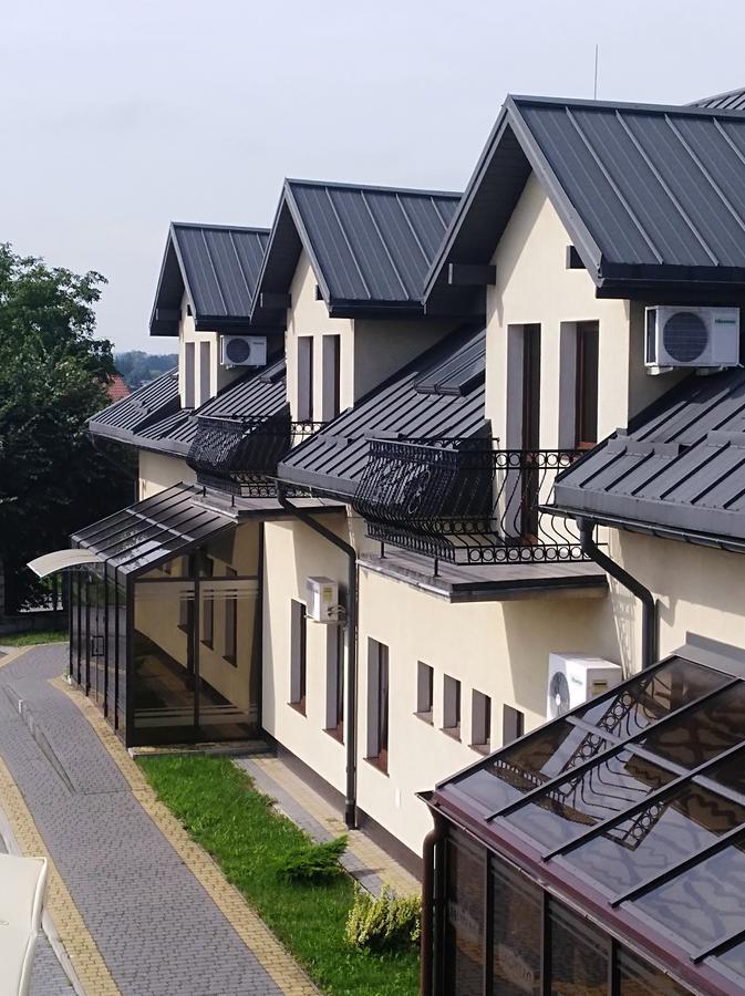 Hotel Platinum Hrubieszow Extérieur photo